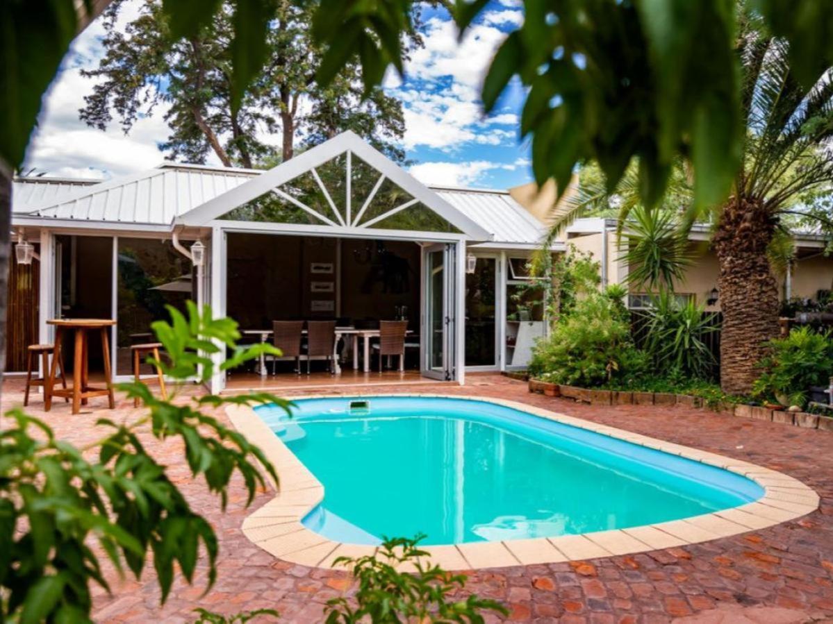 Londiningi Guesthouse Windhoek Exterior foto