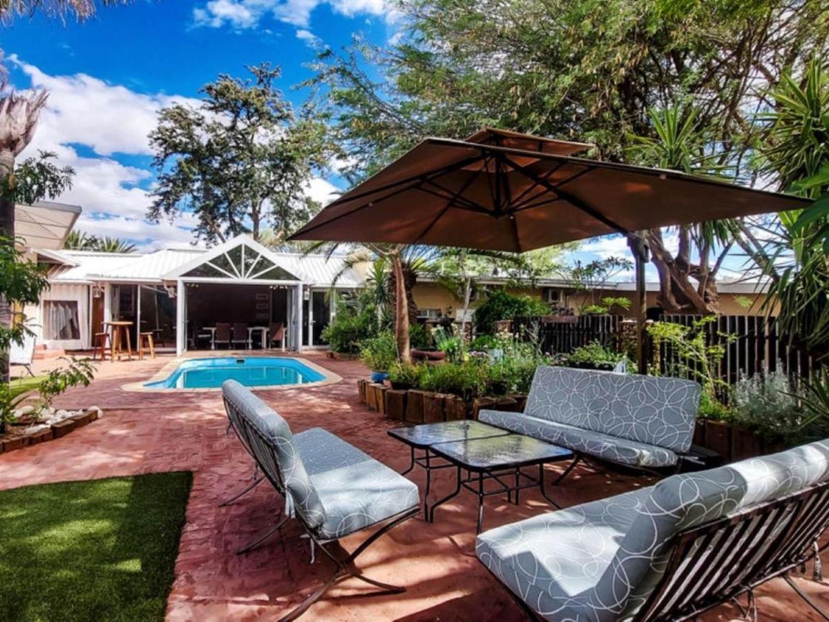 Londiningi Guesthouse Windhoek Exterior foto