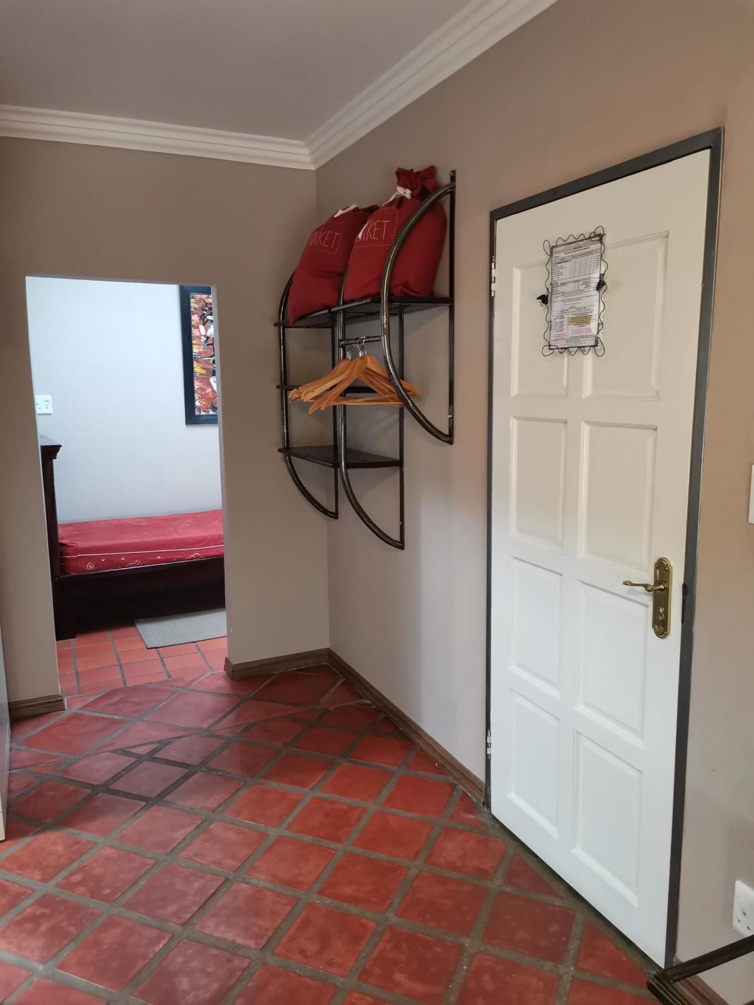 Londiningi Guesthouse Windhoek Quarto foto
